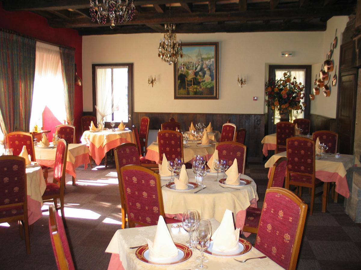 Le Pelican Otel Rochefort-en-Terre Dış mekan fotoğraf